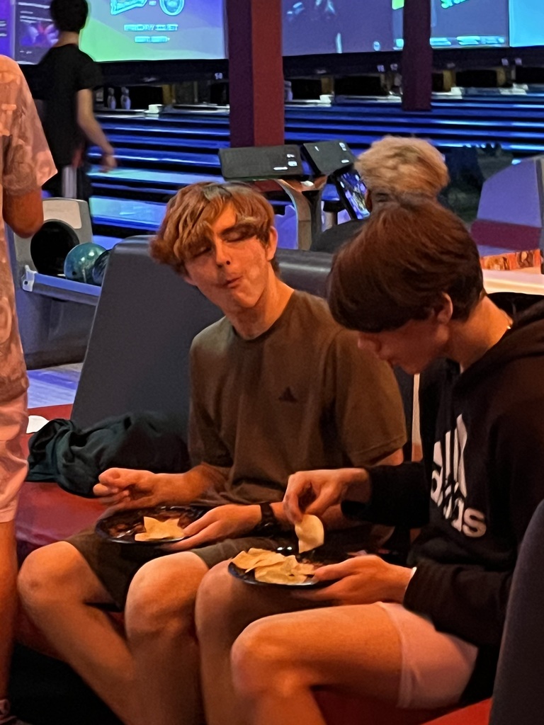 Bowlero